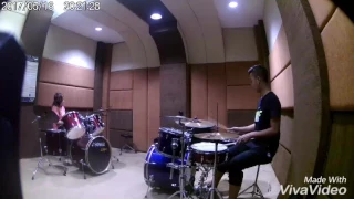 Michael fernando battle Drum with teacher willy soemantri music school