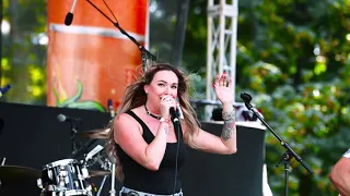 Jacquie Roar sings Here For The Party at Oregon Jamboree 2022