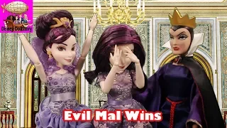 DESCENDANTS Evil Mal Wins. Mal Loses Her Throne - Part 10 - Mal is the Queen Descendants Disney