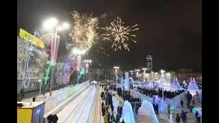 Салют.Екатеринбург. Ледовый городок. Новый год 2020.