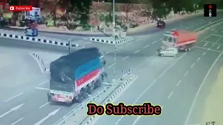 দুইটি ট্রাক একটি মাইক্রোকে চাপা দিল#Car accident #track accident #microaccident #CCTV footage