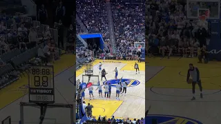 Legendary performance from rookie Trayce (Beyonce) Jackson--Davis at Warriors open practice LOL