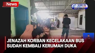 Korban Kecelakaan di Subang, Keluarga Berkumpul di Rumah Duka - iNews Siang 12/05