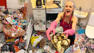 EGGSPLOSIVE Deep Cleaning Challenge!😱