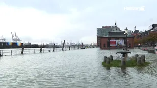 Fischmarkt unter Wasser - Sturm Ignatz über Hamburg