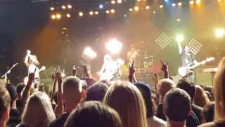 Halestorm live at the marquee theatre "i like it heavy" with drum solo part 1 of 2