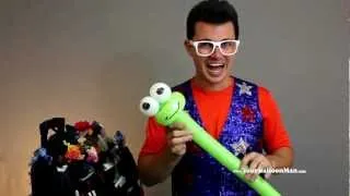 "Balloon Animal Frog with Mr. Fudge" by @yourballoonman from YTEevents.com