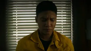 "Someone Puts Oil in Eve's Boot" - Fire Country 2x03 Clip