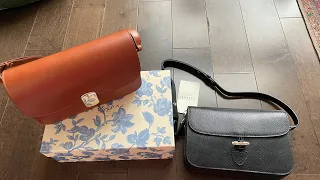 Sezane Milo Classique in Natural heritage leather compared to Milo in Noir Serpent