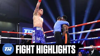 Giovani Santillan Walks Jeovanis Barraza Down, Gets KO Stoppage Victory | HIGHLIGHTS