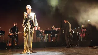 Sit Down & Listen to Hooverphonic - 20th Anniversary Tour @ CCH, 07/11/2023: Beats Of Love (4K)