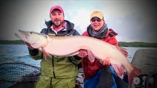 Monster Muskies in Canada - Lindner's Fishing Edge 2016 S11