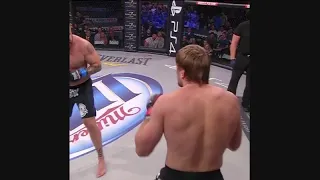 Бой Виталия Минакова против Саида Суома. Bellator 269