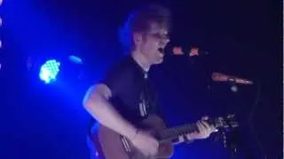 Ed Sheeran - U.N.I. (live @ DOCKS in Hamburg, 06.03.12) HD