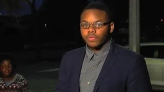 Teen Vows to Fight Impersonating Doctor Charges