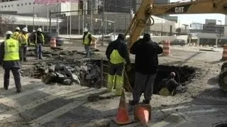 В центре Детройта образовался провал