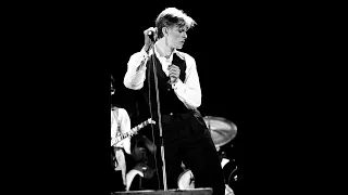 BOWIE ~ REBEL REBEL ~ LIVE SOUNDBOARD ROTTERDAM '76