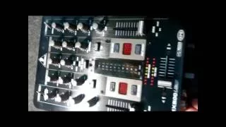 MIXER BERINGHER VMX 200 USB PARA DJ