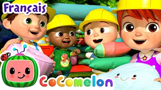 Construisons un château d'oreillers | Épisode Complet | CoComelon en Français | Chansons pour bébés