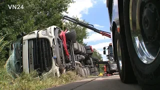 01.07.2019 - VN24 - Truck tilts on side - brand new Tow Truck first Day in use