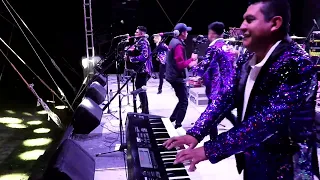 Fiesta Colombiana Oficial - Cumbia Buena (EN VIVO)