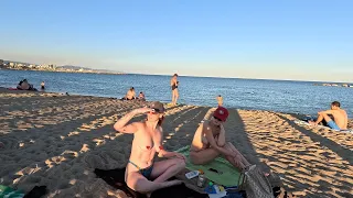 5K HDR Walking Tour 😲- 🇪🇸 Hot Sunny day at Barcelona Beach Spain | 4K  beach walk🌴