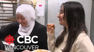 New Syrian restaurant hires women fleeing conflict in the Middle East