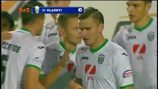 Карпаты - Черноморец - 1:0. Гол: Гладкий (6')