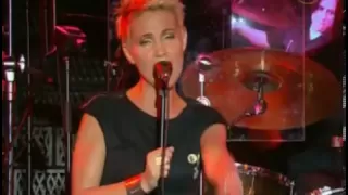 Roxette - Listen To Your Heart (Live In Barcelona 2001)