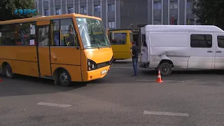 У Луцьку аварія за участі маршрутки