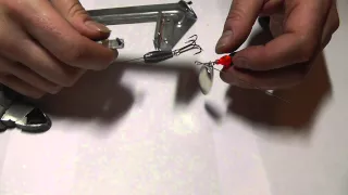 How to use a wire forming tool