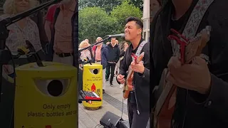 THE PEOPLE on the STREETS enjoy VIVA LA VIDA #guitar #busking #singer #shorts