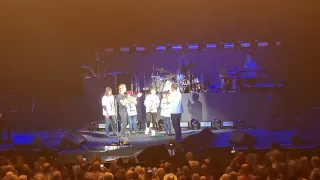 Keith Urban gets family up on stage,  UK tour Bournemouth 4.5.22