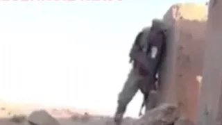 ذكاء جندي سعودي في الحد الجنوبي محاصر من قناص حوثي