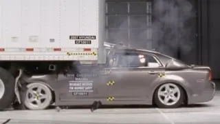 New IIHS Crash Tests: Most Underride Guards FAIL To Stop DEADLY Crashes