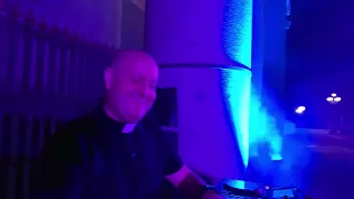 Padre Guilherme DJ sound fantastico🙏❤️❤️❤️❤️❤️❤️❤️❤️❤️❤️❤️