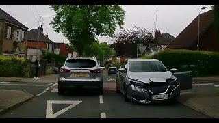 BFF #51 UK Dash Cam Compilation - Dodgy Drivers, Car Crash Aftermath, Classic Cars #dashcam #cars