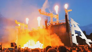 Metallica: Fireworks before "One" (Slane Castle - Meath, Ireland - June 8, 2019)