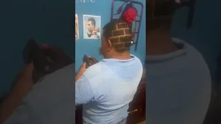 como cuando pides un corte de albañil