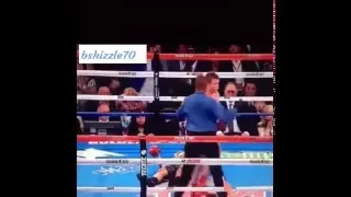 Saul Alvarez knocks out Amir Khan