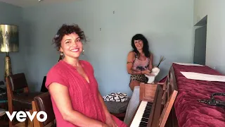 Norah Jones - Sinkin' Soon (Live From Home 7/16/20) ft. Sasha Dobson