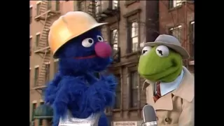 Classic Sesame Street - News Flash (Can You Tell Me How To Get To Sesame Street)