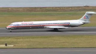 American Airlines McDonnell Douglas MD-83 [N597AA] landing in PDX
