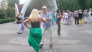 За четыре моря💃🌹 Счастливые минуты в парке Горького 💃🌹Харьков 2021