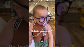 6 month old wears glasses. So cute 🤍 #baby #shorts #funnybaby