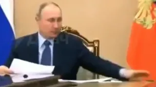 ШОК!!! Путин поймал карандаш...