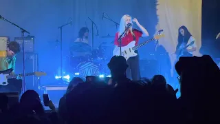 Alvvays Live from Houston performing-“Archie marry me”