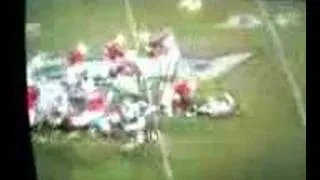 Jon Beason Tackle