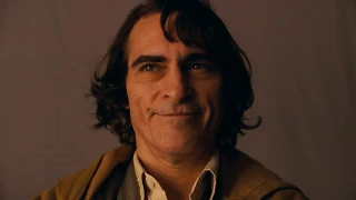 Joaquin Phoenix becoming The Joker (Screen Test)