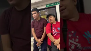 MRT sa Singapore laughtrip